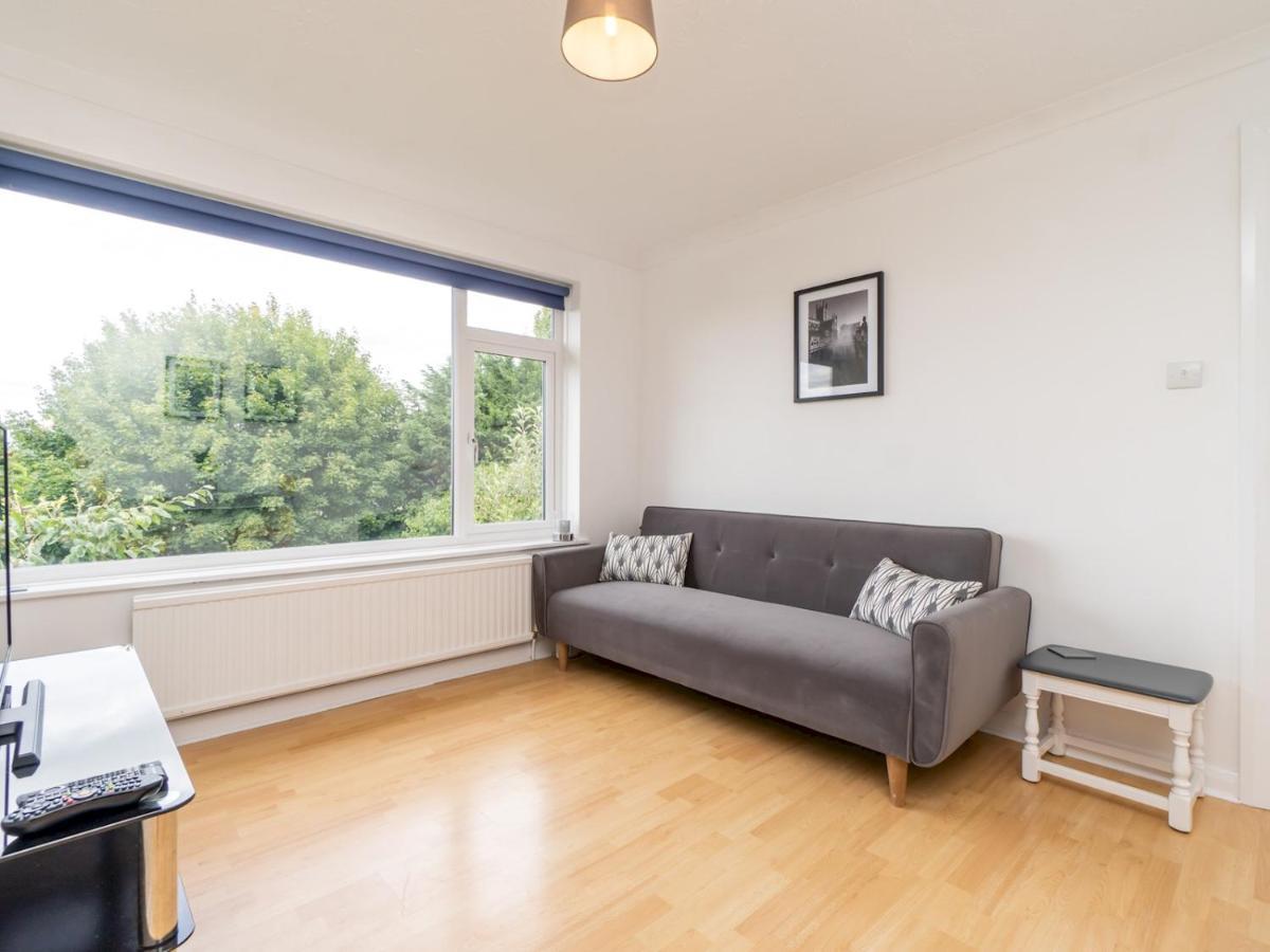 Apartamento Pass The Keys One Bed Flat With Stunning Views And Free Parking Bath Exterior foto